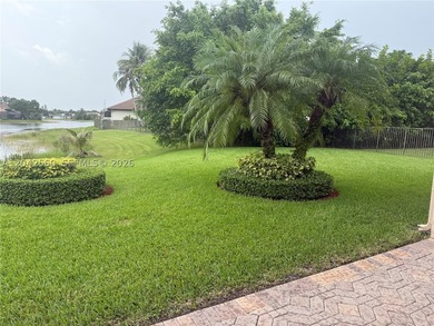 Welcome to Weston Hills-Weston's most coveted community-where - photo 9