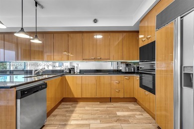 Spacious 3BD/3BA residence offering 2,510 SF in the highly - photo 13