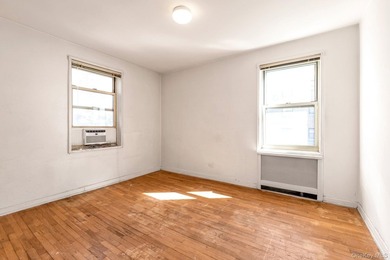 The Greenbriar - Spacious 3-Bedroom with Terrace in the Heart of - photo 13