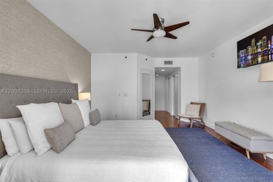 Spacious 3BD/3BA residence offering 2,510 SF in the highly - photo 19