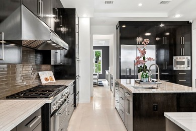 Introducing an exceptional Modern Contemporary California home - photo 20