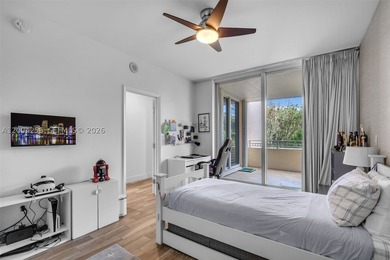 Spacious 3BD/3BA residence offering 2,510 SF in the highly - photo 27