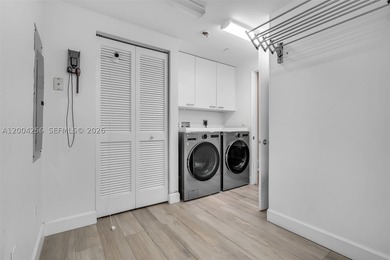 Spacious 3BD/3BA residence offering 2,510 SF in the highly - photo 33
