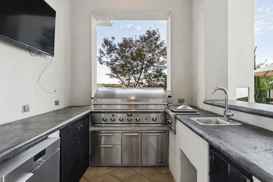 Introducing an exceptional Modern Contemporary California home - photo 40
