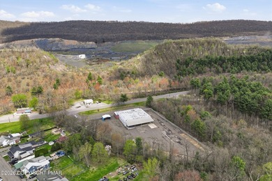 Versatile commercial/industrial property situated on 6.9 acres - photo 8