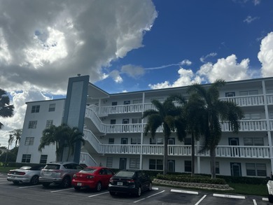 Lakes at Century Village Condo For Sale in Boca Raton Florida