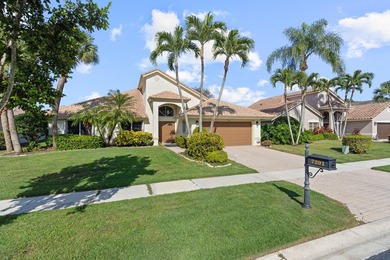(private lake, pond, coastal) Home For Sale in Boynton Beach Florida