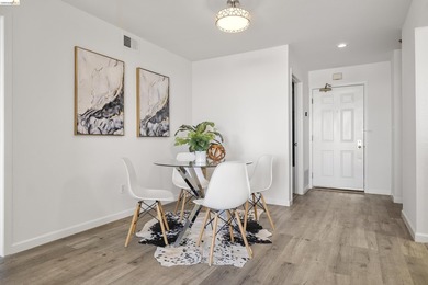 Welcome home to this beautifully updated 2-bedroom, 2-bath - photo 10