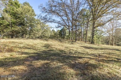 Very Rare Offering on the Beautiful Shores of Lake Oconee. 8.16 - photo 11