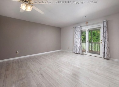 Wake up to breathtaking Kanawha River views from every front - photo 12