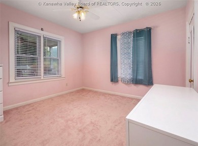 Wake up to breathtaking Kanawha River views from every front - photo 16