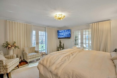 The French Ivy House is a rare and enchanting country retreat in - photo 16