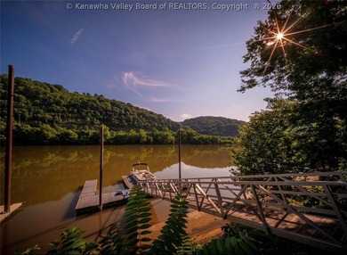 Wake up to breathtaking Kanawha River views from every front - photo 22