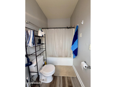Looking to expand your investment portfolio? This fully rented - photo 33