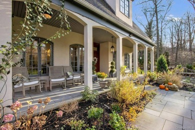 The French Ivy House is a rare and enchanting country retreat in - photo 35