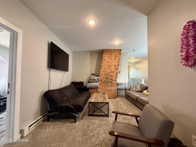 Looking to expand your investment portfolio? This fully rented - photo 36