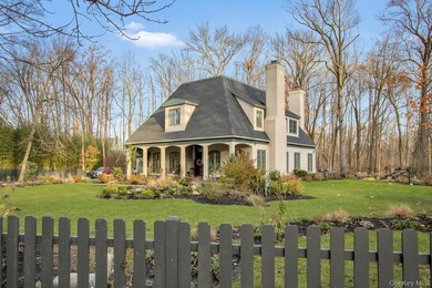 The French Ivy House is a rare and enchanting country retreat in - photo 40