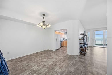 Beautiful 3-bedroom, 2-bath condominium located in the highly - photo 8