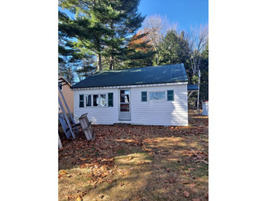 Quaint camp on Unity Pond (Lake Winnecook)! This 3 bed, 1 bath - photo 6