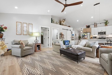 Experience the perfect blend of modern design and everyday - photo 14