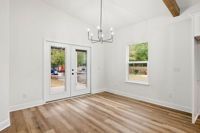This semi-custom home offers a spacious living with 4 bedrooms - photo 18