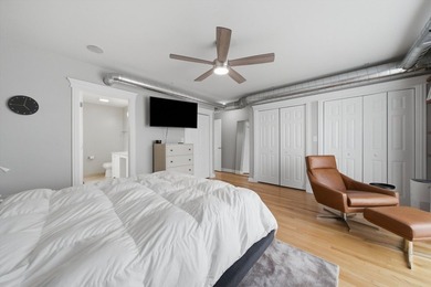 Stunning top-floor, three-bedroom, two-bathroom condo featuring - photo 22