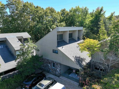 Greers Ferry Lake Condo For Sale in Heber Springs Arkansas