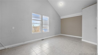 This Four Seasons gem is going to check all of the boxes on your - photo 32