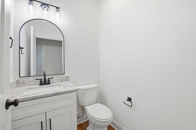 This semi-custom home offers a spacious living with 4 bedrooms - photo 34