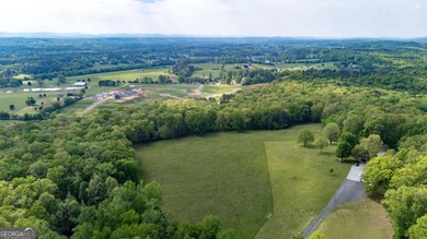 Additional listing photo 3