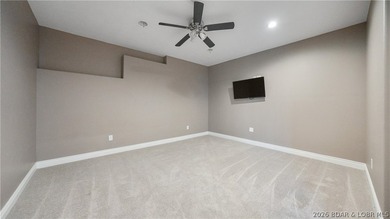 This Four Seasons gem is going to check all of the boxes on your - photo 36