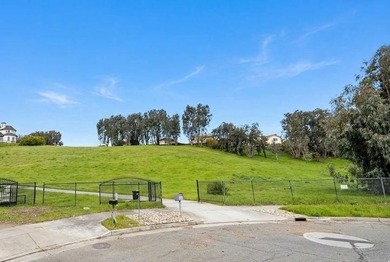 Exceptional opportunity to build your dream home in San Jose's - photo 1