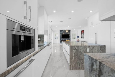 9559 Barletta Winds Pt is a fully upgraded waterfront - photo 9