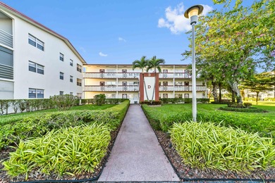 Lakes at Century Village Condo For Sale in Boca Raton Florida