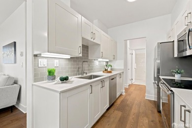 Welcome to this beautifully updated 2 bed/1 bath townhouse-style - photo 7