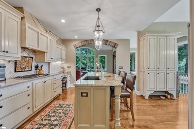 A Golfers Dream! This mountain cottage is uniquely positioned to - photo 14