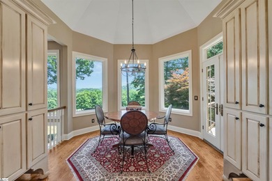 A Golfers Dream! This mountain cottage is uniquely positioned to - photo 18