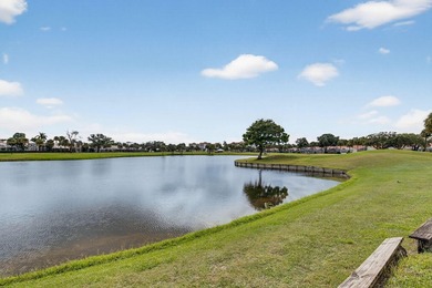 Stunning 3/2 corner unit coach home in the highly desired Boca - photo 26