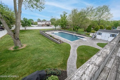 Home Sweet Home! Beautiful 3 Bed 2.5 Bath Expanded Bi-Level with - photo 35