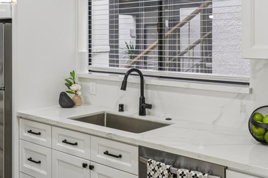 Spacious loft-style one-bedroom, one-and-a-half-bath two story - photo 7