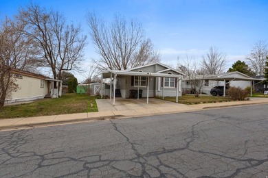 ***OFFERING SELLER FINANCING*** This well-cared-for 3 bedroom, 2 - photo 3