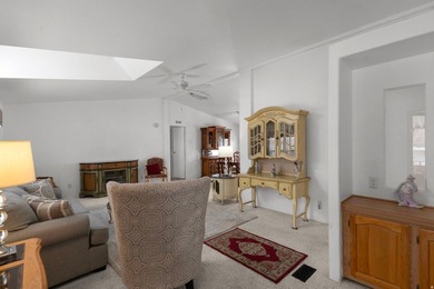 ***OFFERING SELLER FINANCING*** This well-cared-for 3 bedroom, 2 - photo 6