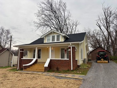 Lake Barkley Home For Sale in Cadiz Kentucky