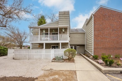 Lake Home Sale Pending in Wheaton, Illinois