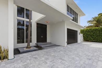 LOCATION IS EVERYTHING! IN THE HEART OF EAST BOCA RATON, THIS - photo 13