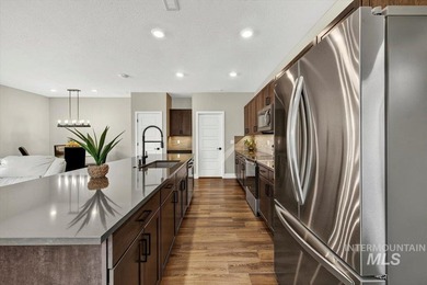 Enjoy refined, low-maintenance living in this beautifully - photo 14