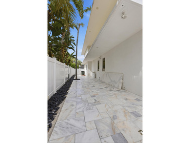 LOCATION IS EVERYTHING! IN THE HEART OF EAST BOCA RATON, THIS - photo 14