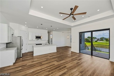 This extraordinary NEW CONSTRUCTION 3 bedroom (+ den), 2 bath - photo 18