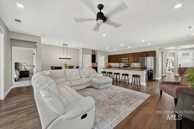 Enjoy refined, low-maintenance living in this beautifully - photo 18