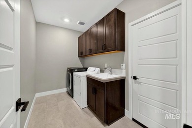 Enjoy refined, low-maintenance living in this beautifully - photo 22
